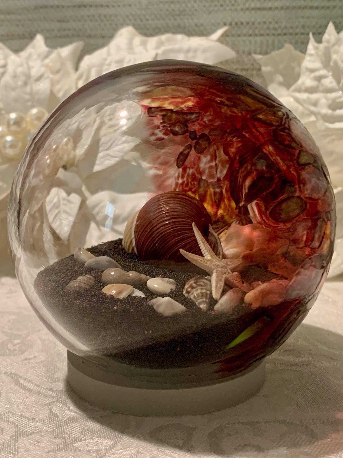 Art Glass Eye Studio Globe Sand & Sea Shells Paperweight Red Swirl 3 3/4”