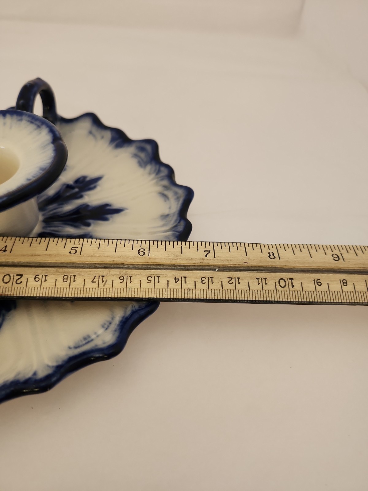 Staffordshire Blakeney Blue & White Victoria Chamber Candle Holder W/ Snuffer