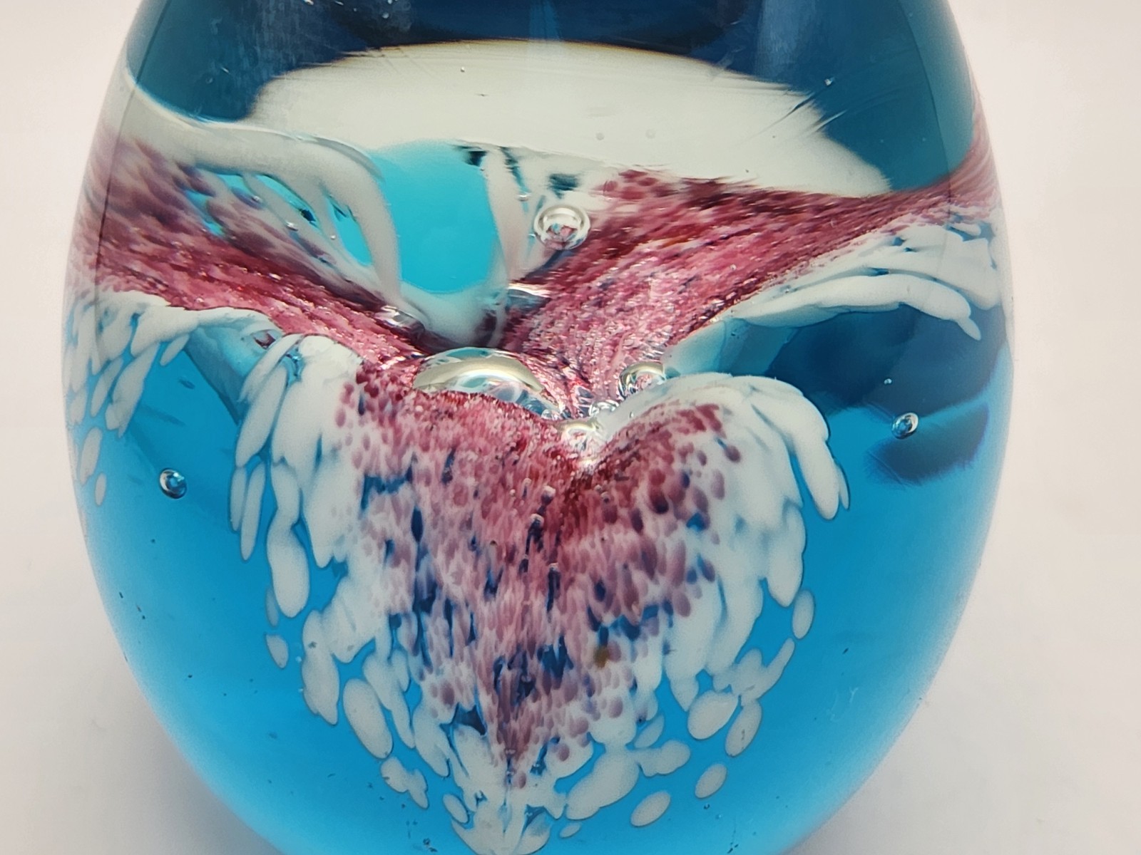 Vintage 1993 GES Glass Eye Studio Pink Blue 3.25″ Egg Paperweight Firework