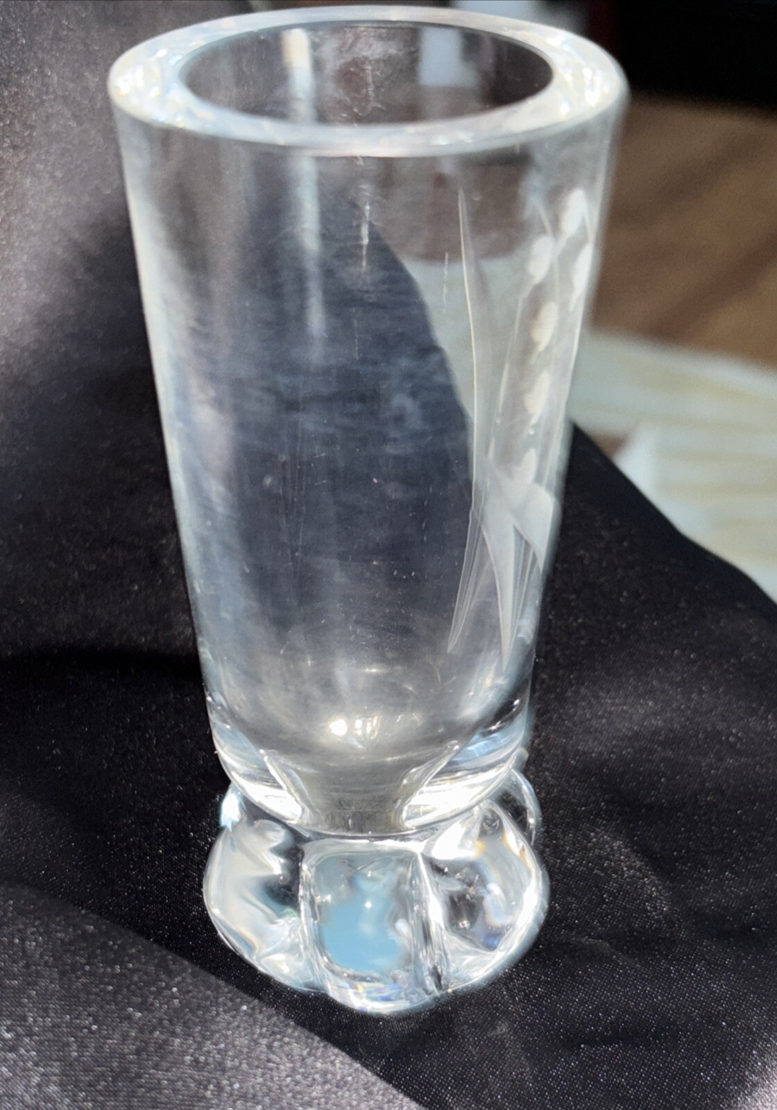Vintage Smalandshyttan Sweden Etched Art Glass Lilly Of The Valley Vase