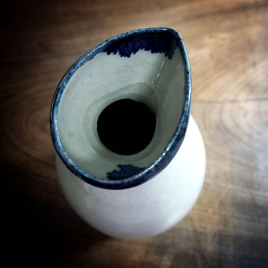 Japanese Large Tokkuri Sake Bottle Vase Iron Painting Blue Sometsuke 28cm