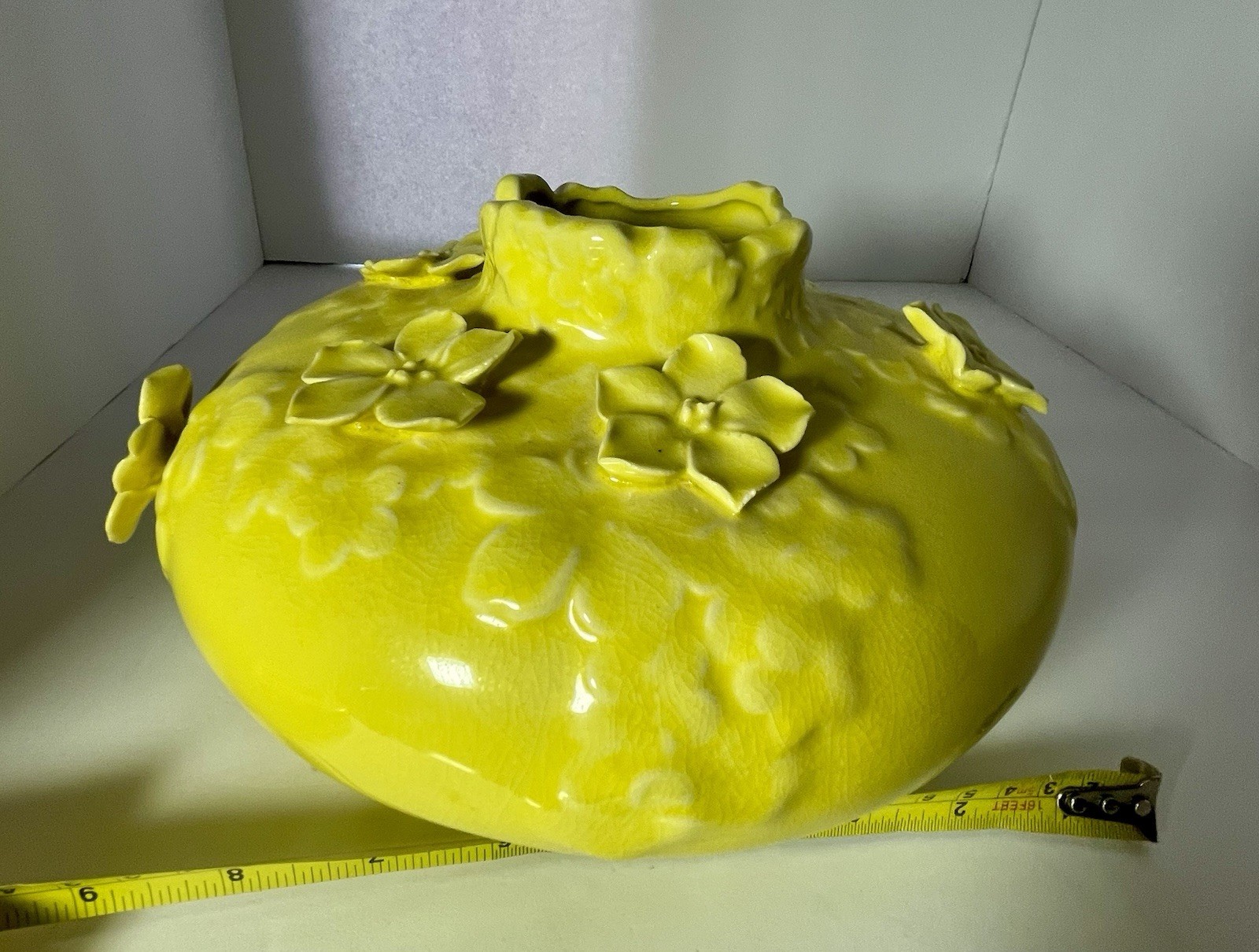Vintage Remi Pottery Yellow 3D Flowers Art Vase Bowl Pot Planter 9″ x 5.5″