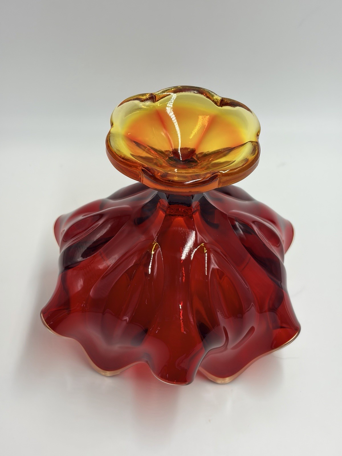 VTG MCM L.E. Smith Amberina Ruffled Art Glass Footed Vase Compote Red Flame 6”