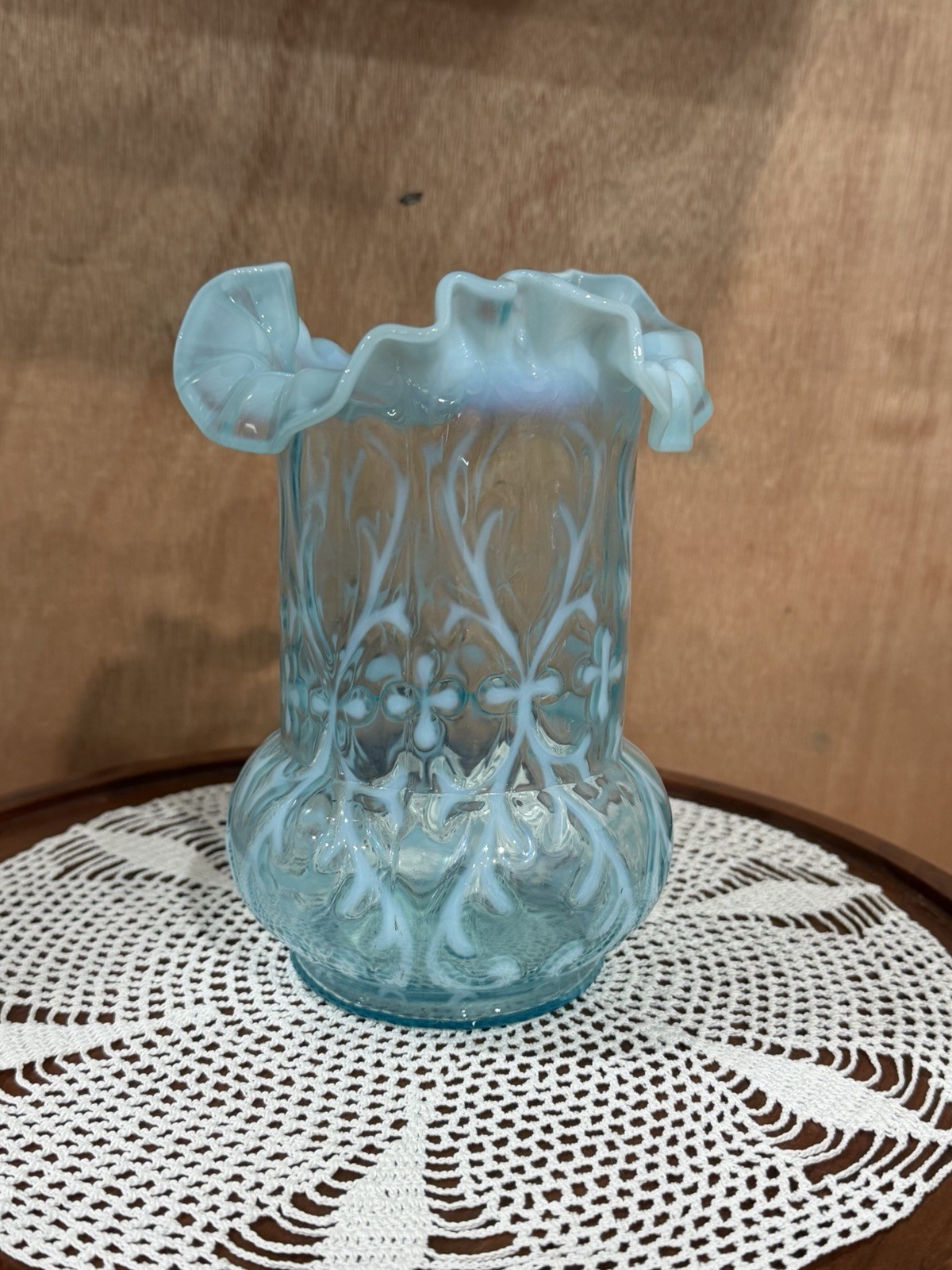 ANTIQUE VICTORIAN NORTHWOOD BLUE OPALESCENT SPANISH LACE CELERY VASE LATE 1800S