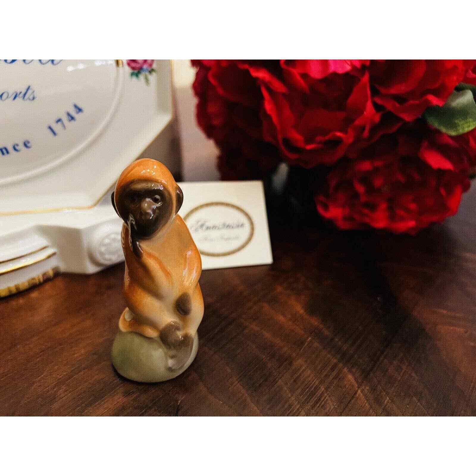 Lomonosov MONKEY Figurine SCRATCHING Imperial Russian Porcelain Tan 3″ LFZ NEW S