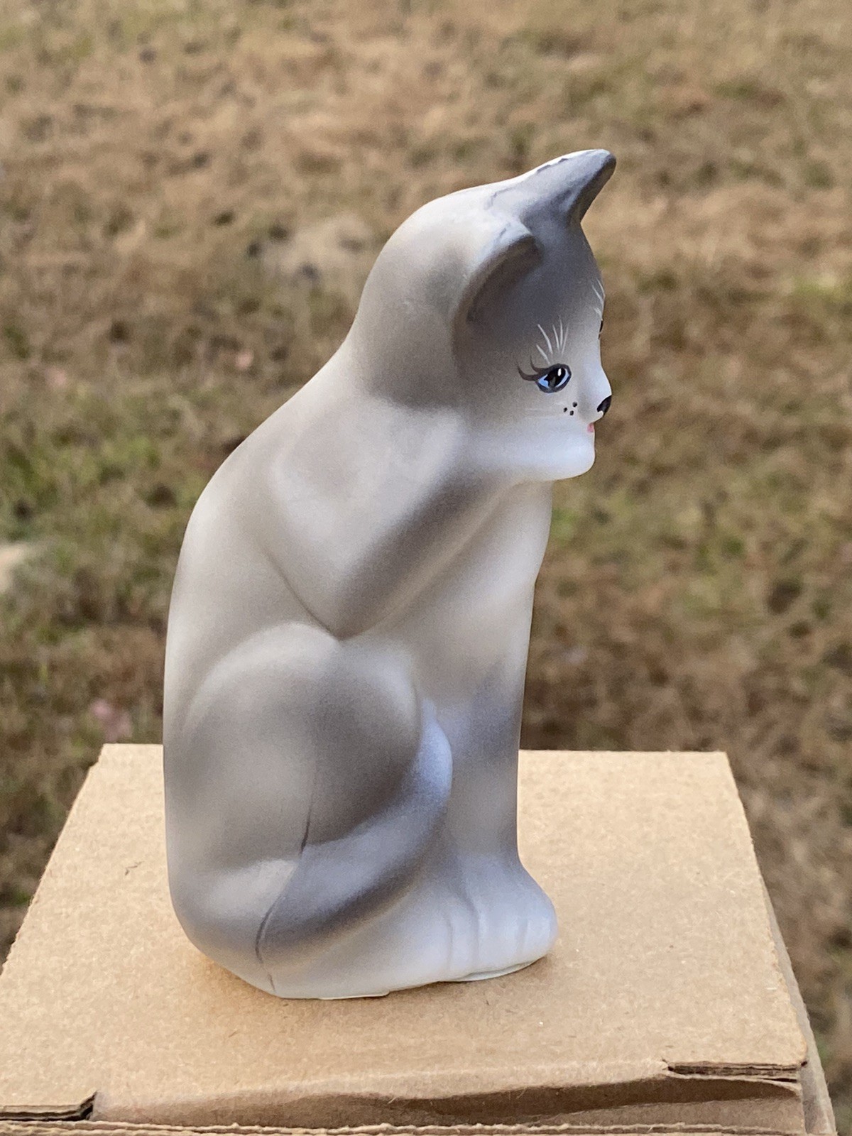 Fenton Glass Cat Grooming Gray Tabby 5074 FP Opal Satin Signed 4” Tall Figurine