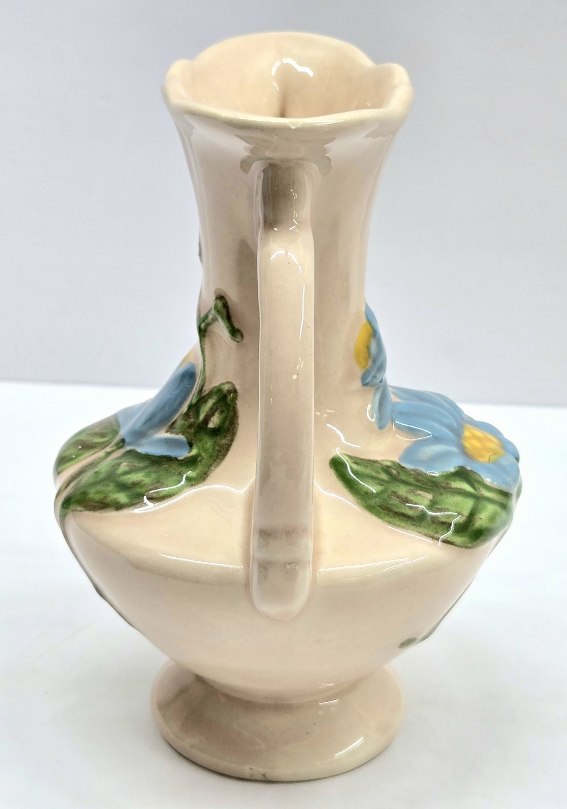 Vintage HULL ART Double Handle Light Pink Blue Magnolia Vase 5.5″See Photos