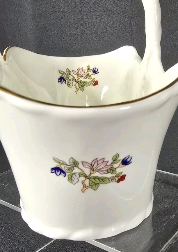 Royal Tara Decorative Basket Fine Bone China Harmony Butterfly Pattern Ireland
