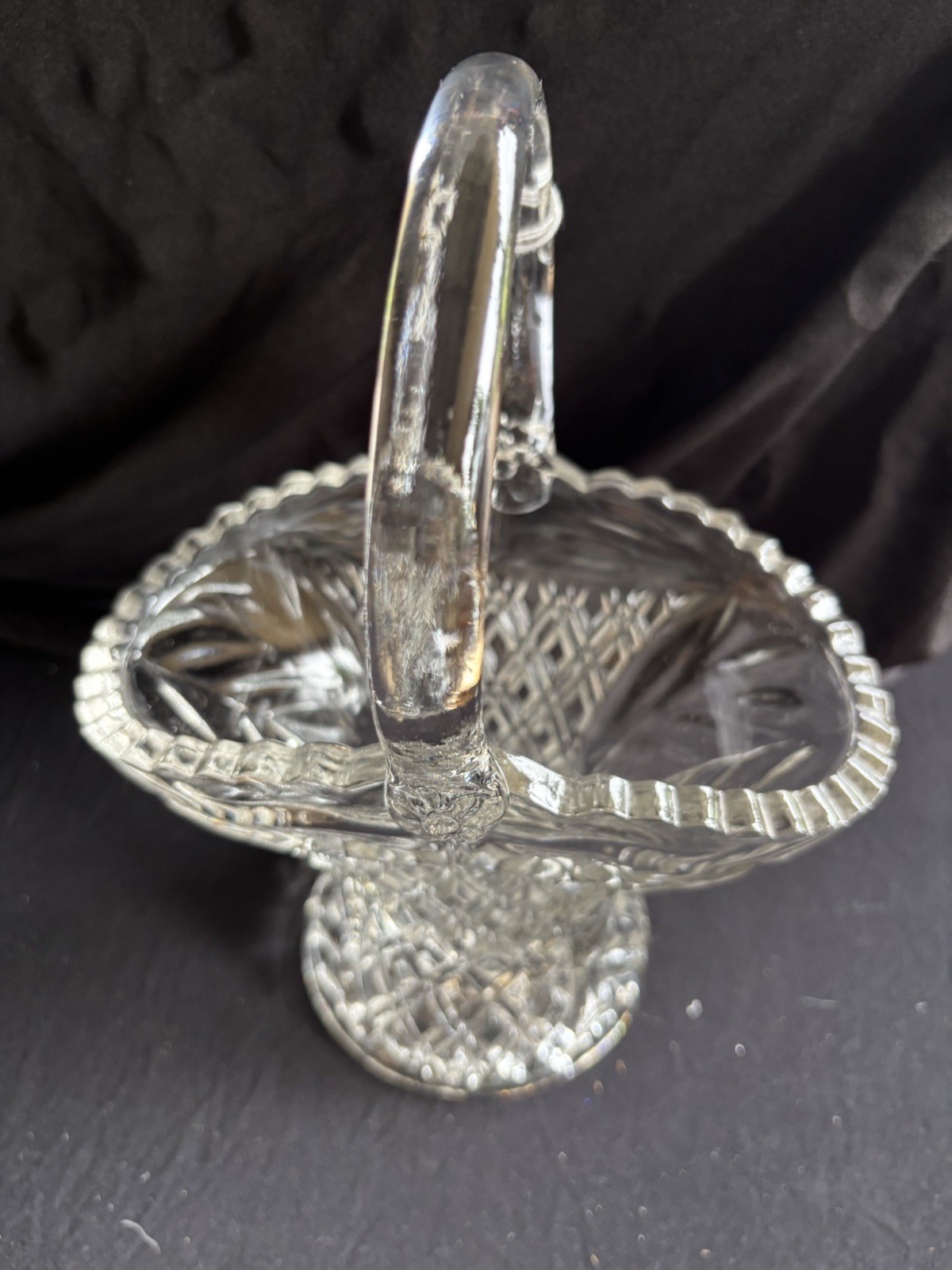 Vintage Cristal Pressed Decorative Basket Clear Diamond Pattern Oval Handle