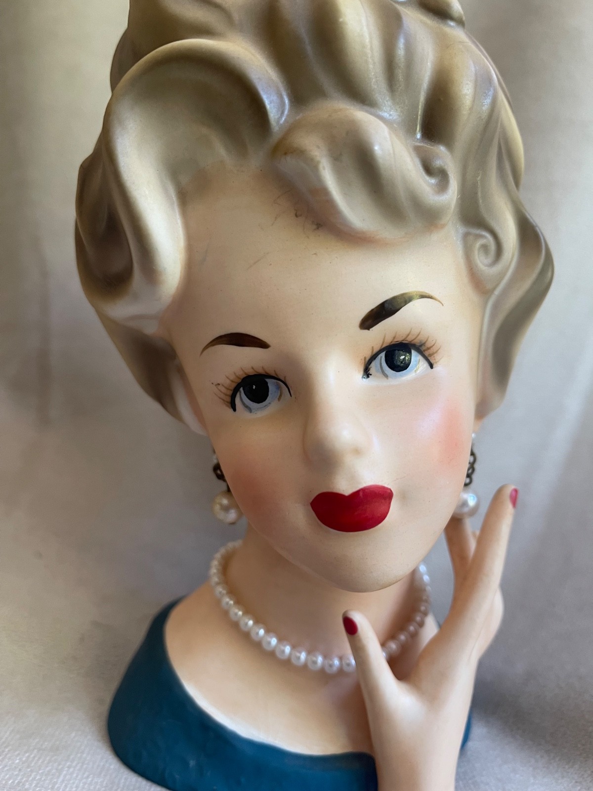Vintage Ardco Lady Head Vase C1545 Blonde With Hand Pearl Necklace Earrings