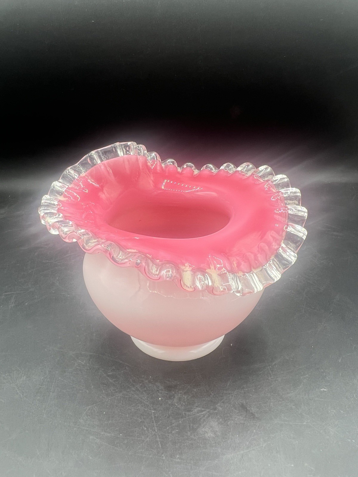 Vintage Fenton Peach Crest White Cased Melon Vase Pink Interior Ruffled Rim 5.5”