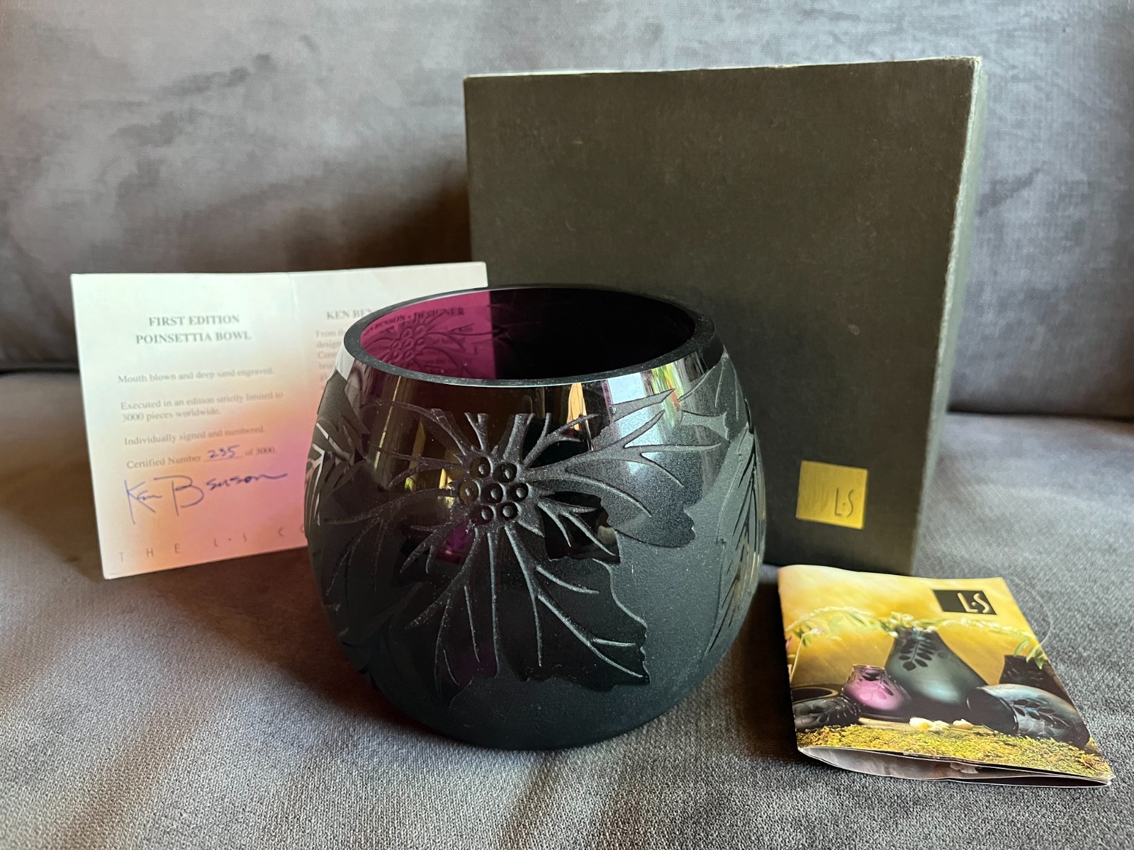 KEN BENSON LS Collection Poinsetta Glass Bowl 1st Edition 235/3000 Original Box