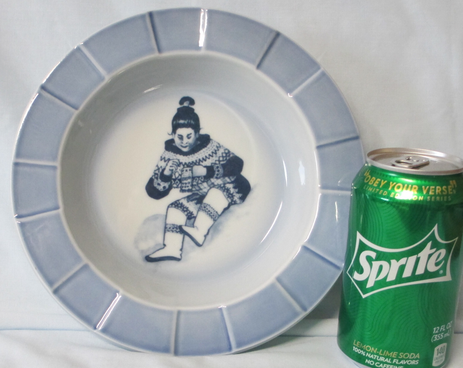 Bing & Grondahl Blue & White Inuit Girl Heavy Panel Rim Bowl 1680/5454