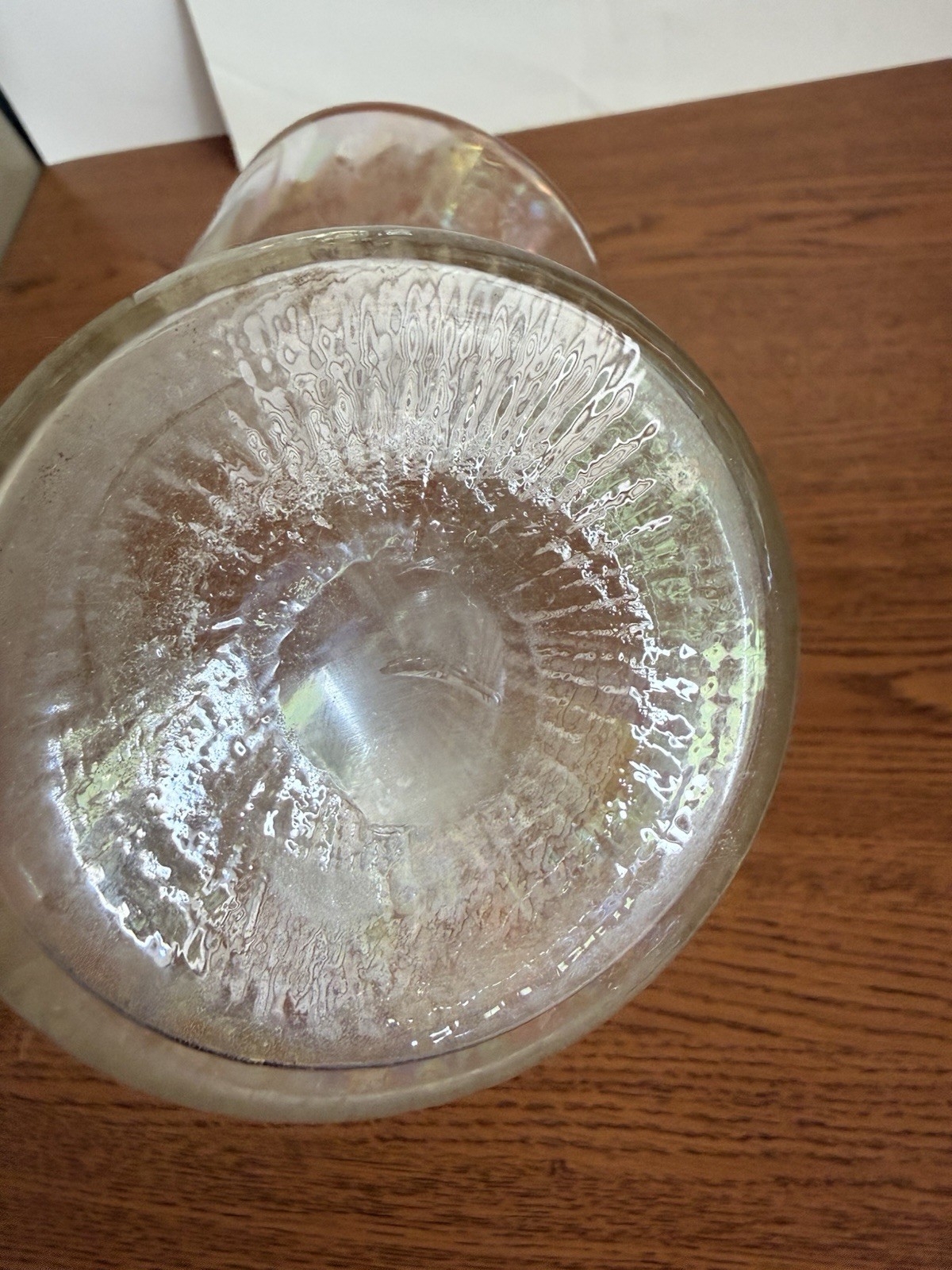 White Clear Iridescent Stretch Glass Basket