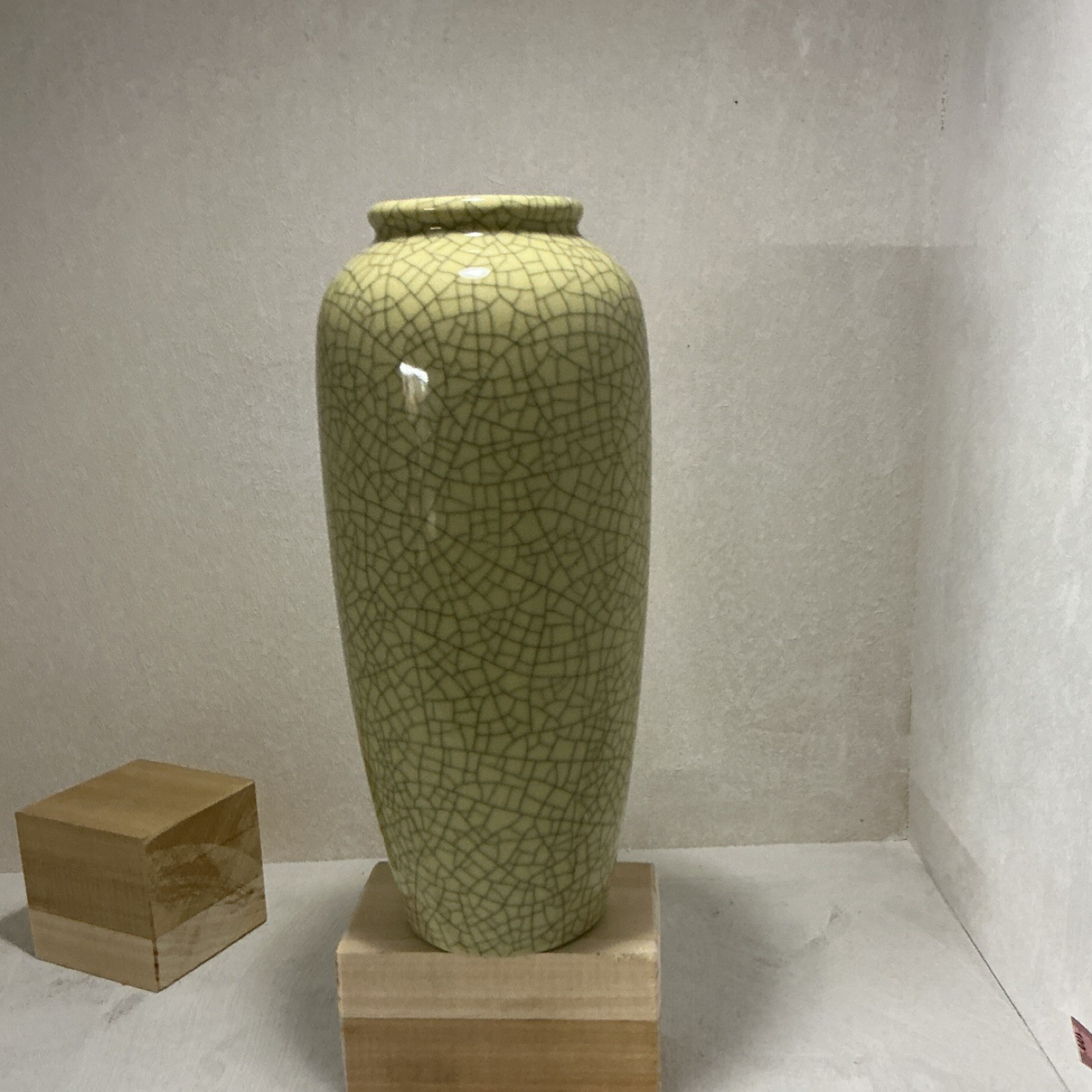Yellow Green Ceramic Vase Crackle Pattern Textured Glossy Finish 9 in x 4 in