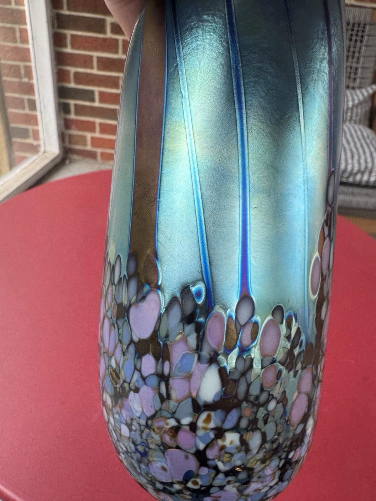 ELAINE HYDE 1993 Art Glass VASE 7.25” Blue Black Pink Iridescent Design Signed