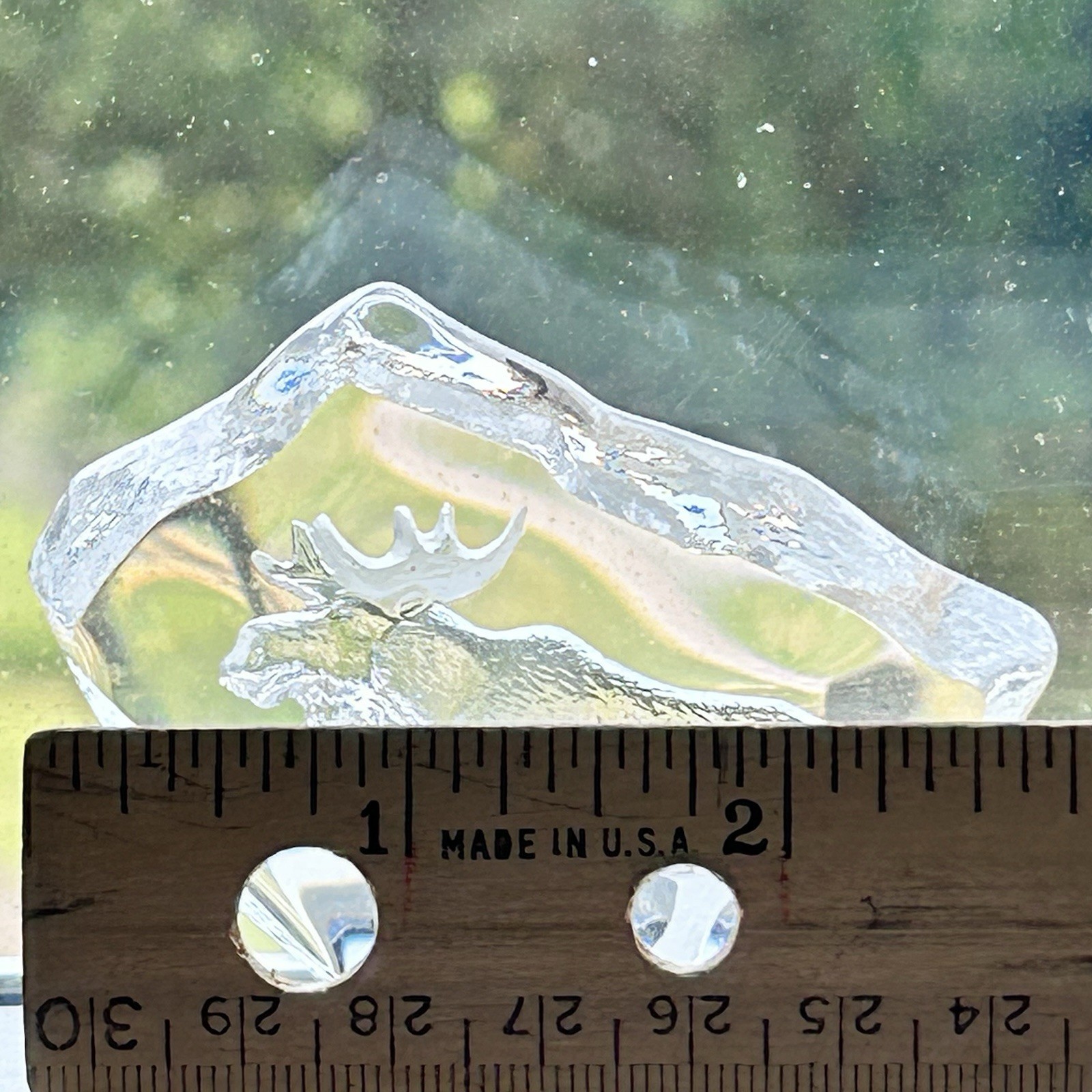 Mats Jonasson Sweden Full Lead Crystal Etched Walking Moose Paperweight Figurine