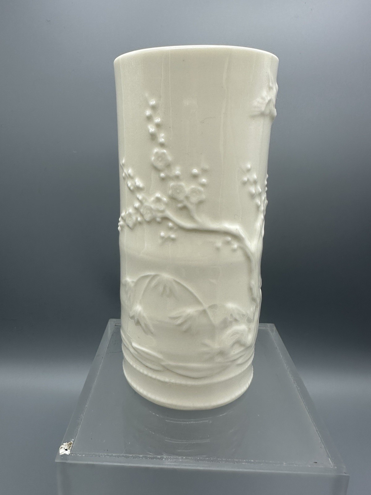 Lenox Indian Tree Embossed Cream Cylindrical Vase-USA