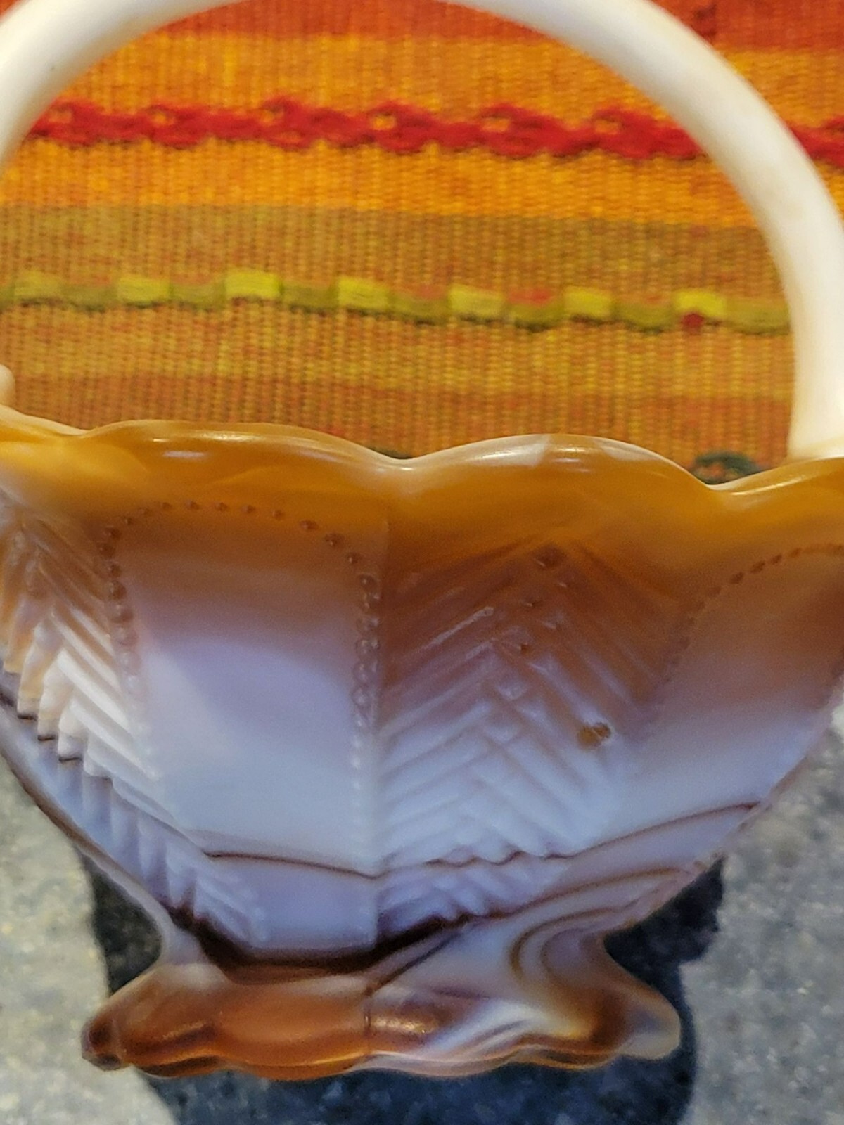Vtg Imperial Caramel Swirled Slag Glass Basket Scalloped Rim Textured Design