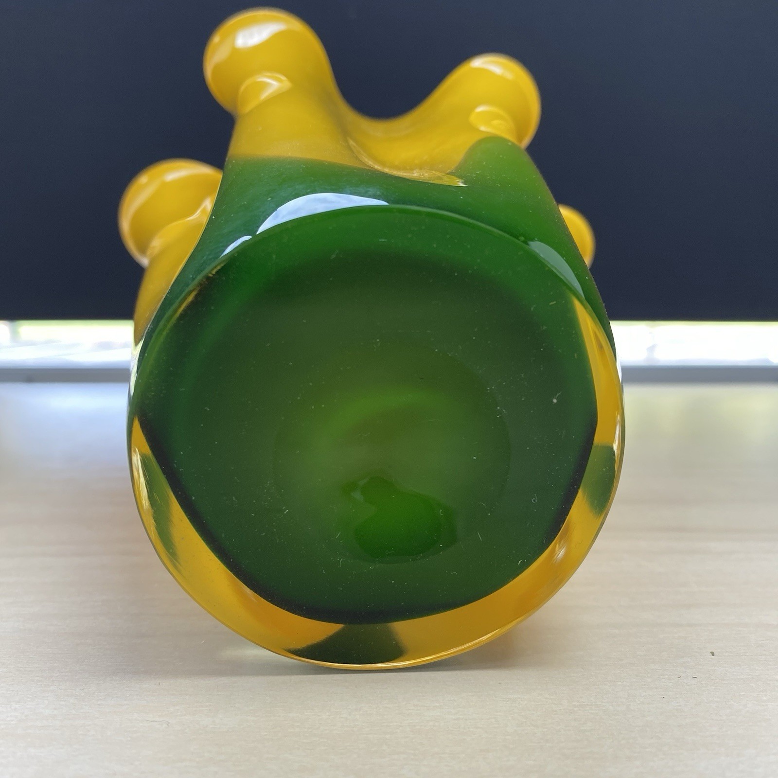 Vintage Alicja Hand Blown Yellow Green Art Glass Handkerchief Vase Poland 8”