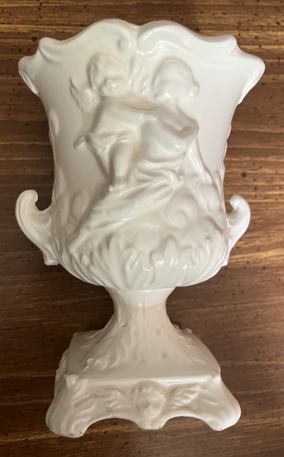 Charming Vintage Victorian Style Vase Or Planter With Cherub Accents 5 1/2” Tall