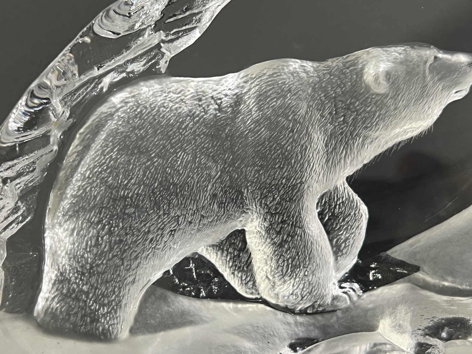 Mats Jonasson Art Glass Crystal Polar Bear Paperweight Sculpture 3550