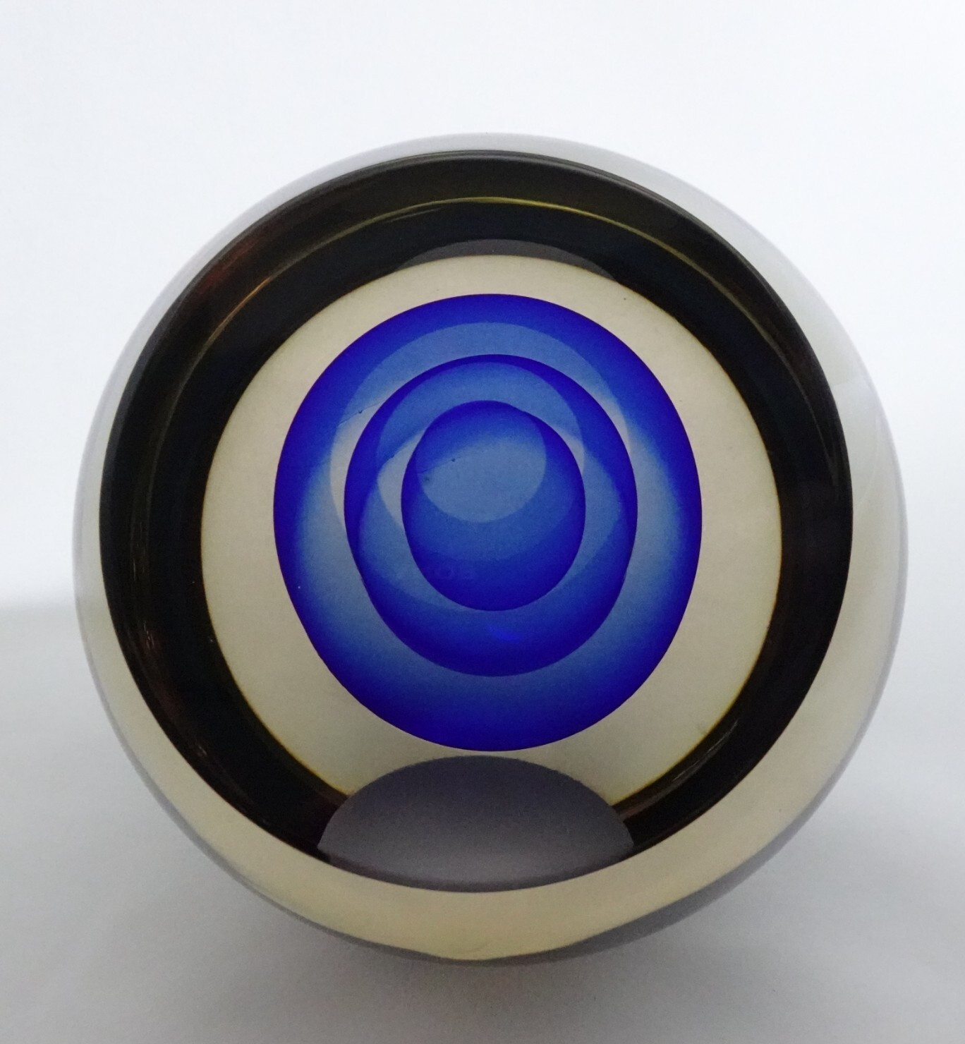 Signed Youghiogheny Steve Fenstermacher 1999 Faceted Veiled Paperweight