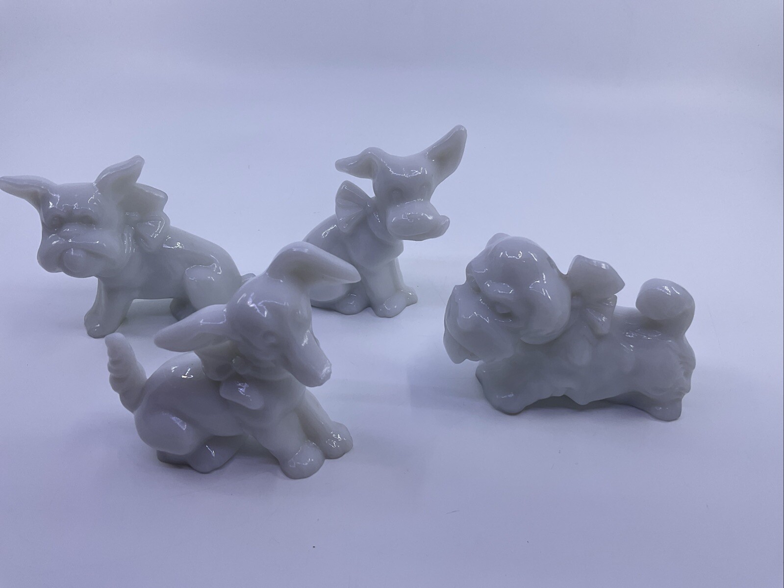 Set Of Boyd Art Milk Glass Parlour Pups #1, #2, #3 And #4 – Mint