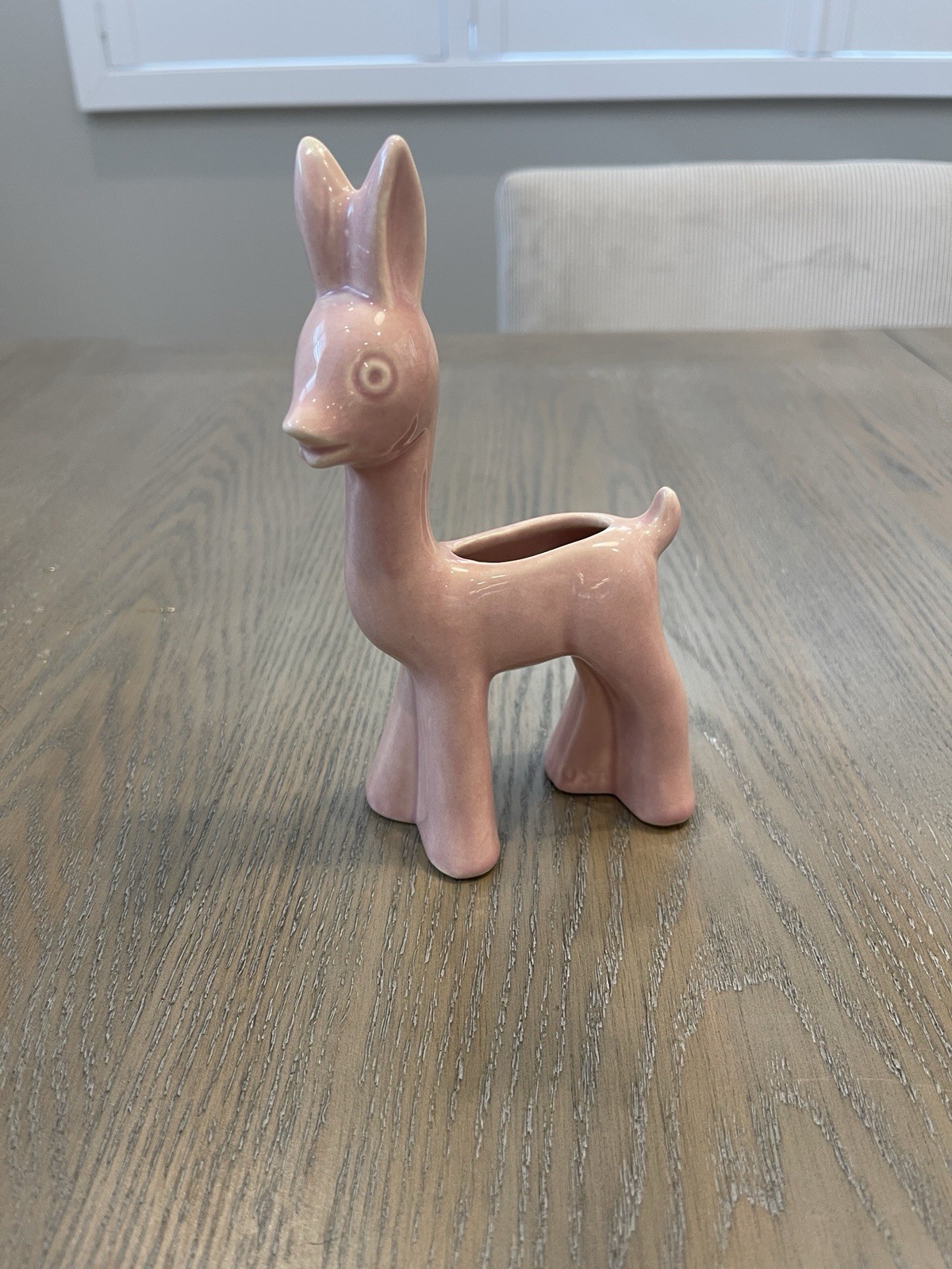 VINTAGE MID-20th CENTURY SHAWNEE POTTERY DECORATIVE MAUVE PINK DEER PLANTER