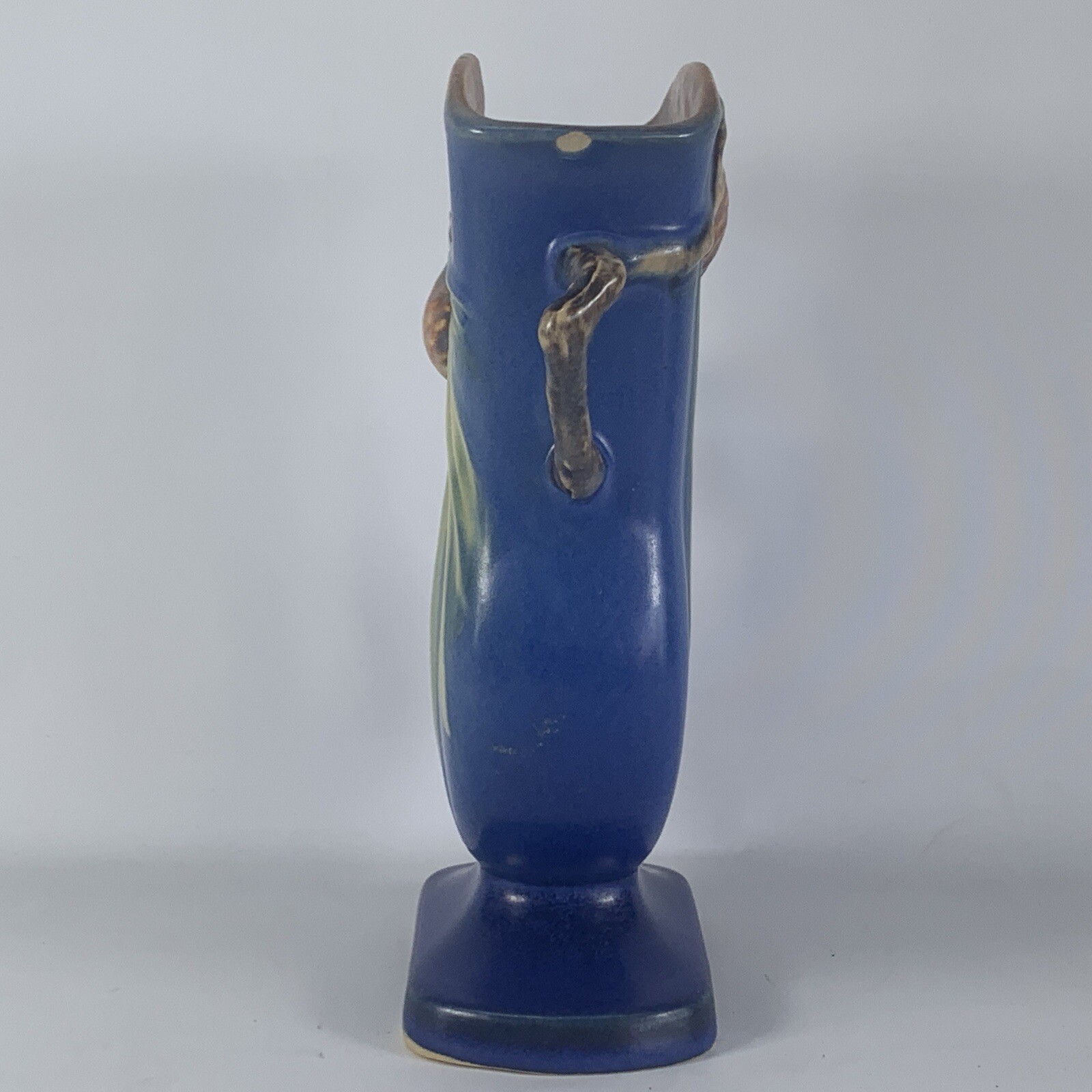 Roseville Pottery Fan Vase Blue Pinecone #121-7 Vintage