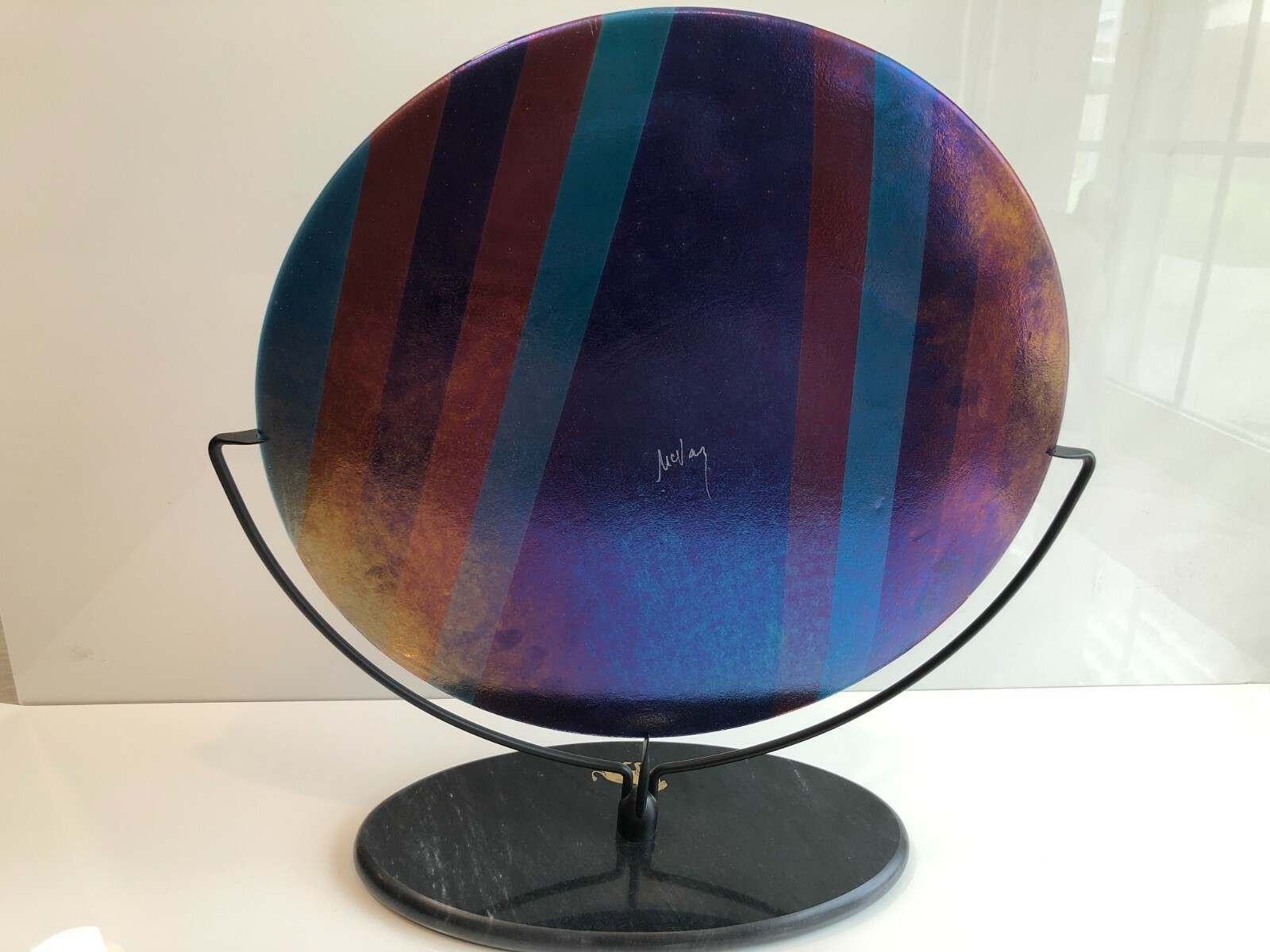 Kurt Mcvay Fused Dichroic Iridescent Art Glass Charger w/Marble Stand, 16″ Dia