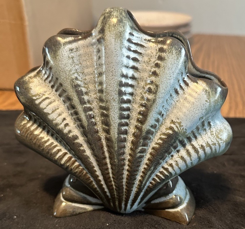Vintage 5.5″ Frankoma Prairie Green Clam Shell Vase #54 Pottery hb23