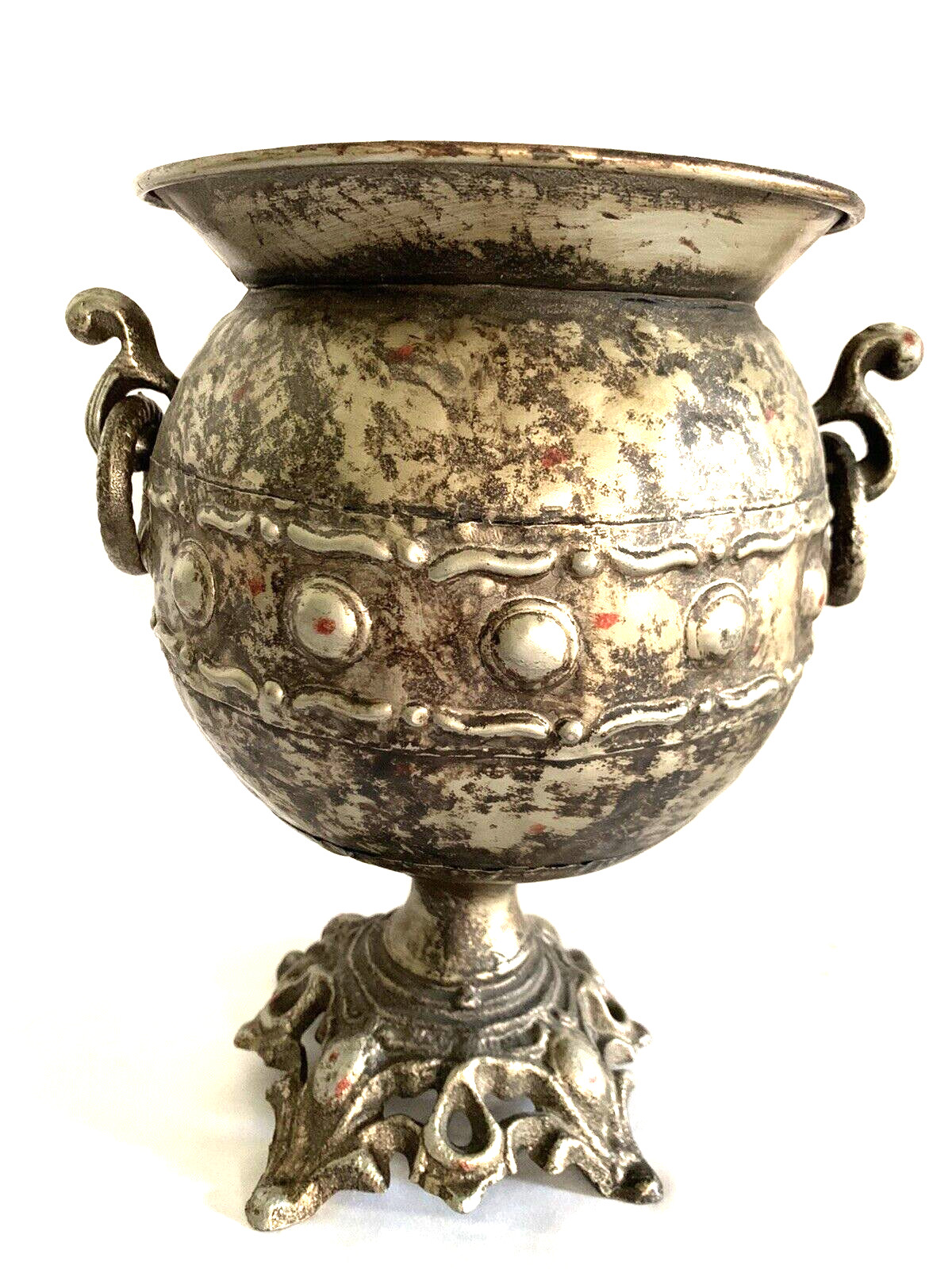 Vintage art nouveur metal vase with ring Handles home decor 10.25×8.5”