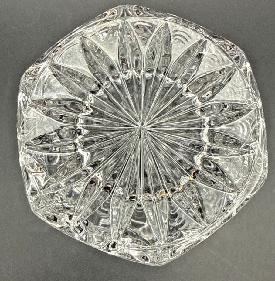 RCR Royal Crystal Rock Bud Vase 24% Lead Crystal Hand Cut Clear 5 1/8″ T Italy