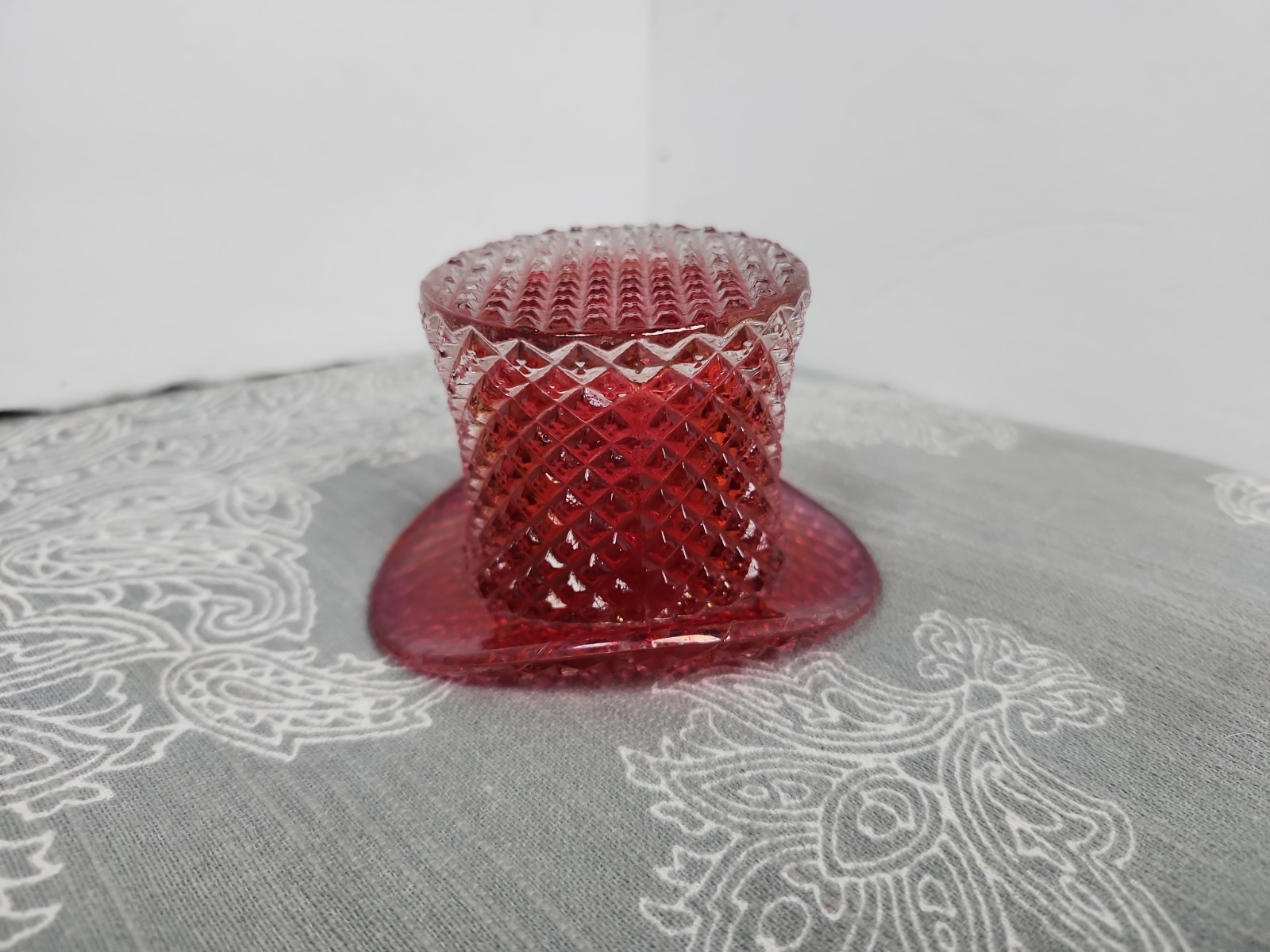 Vintage Ruby Art Glass Top Hat Mid-century Toothpick Holder