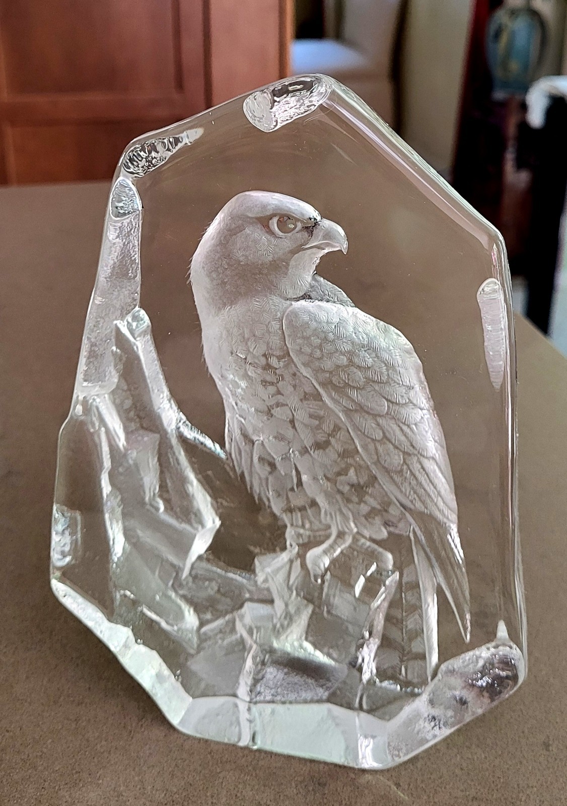 Mats Jonasson Sweden Full Lead Crystal FALCON Signed 7.25″H x 5.25″L Mint!