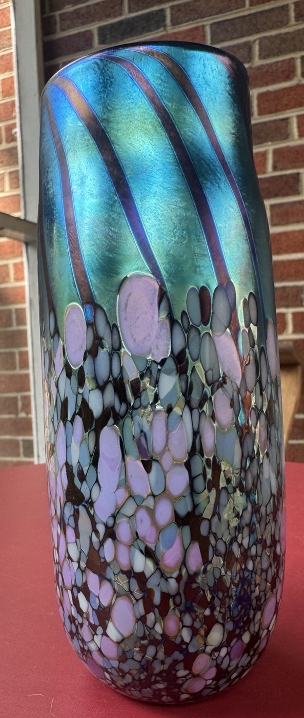 ELAINE HYDE 1993 Art Glass VASE 7.25” Blue Black Pink Iridescent Design Signed