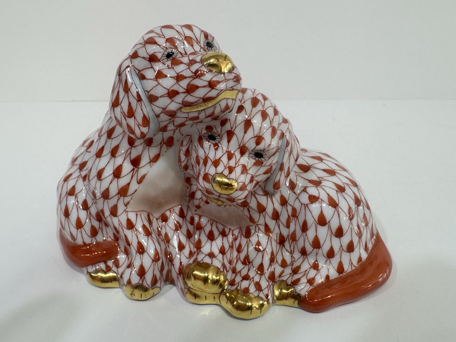 Herend Rust Fishnet Pair Of Puppies Two Dogs Cuddling Perfect! Retail $705
