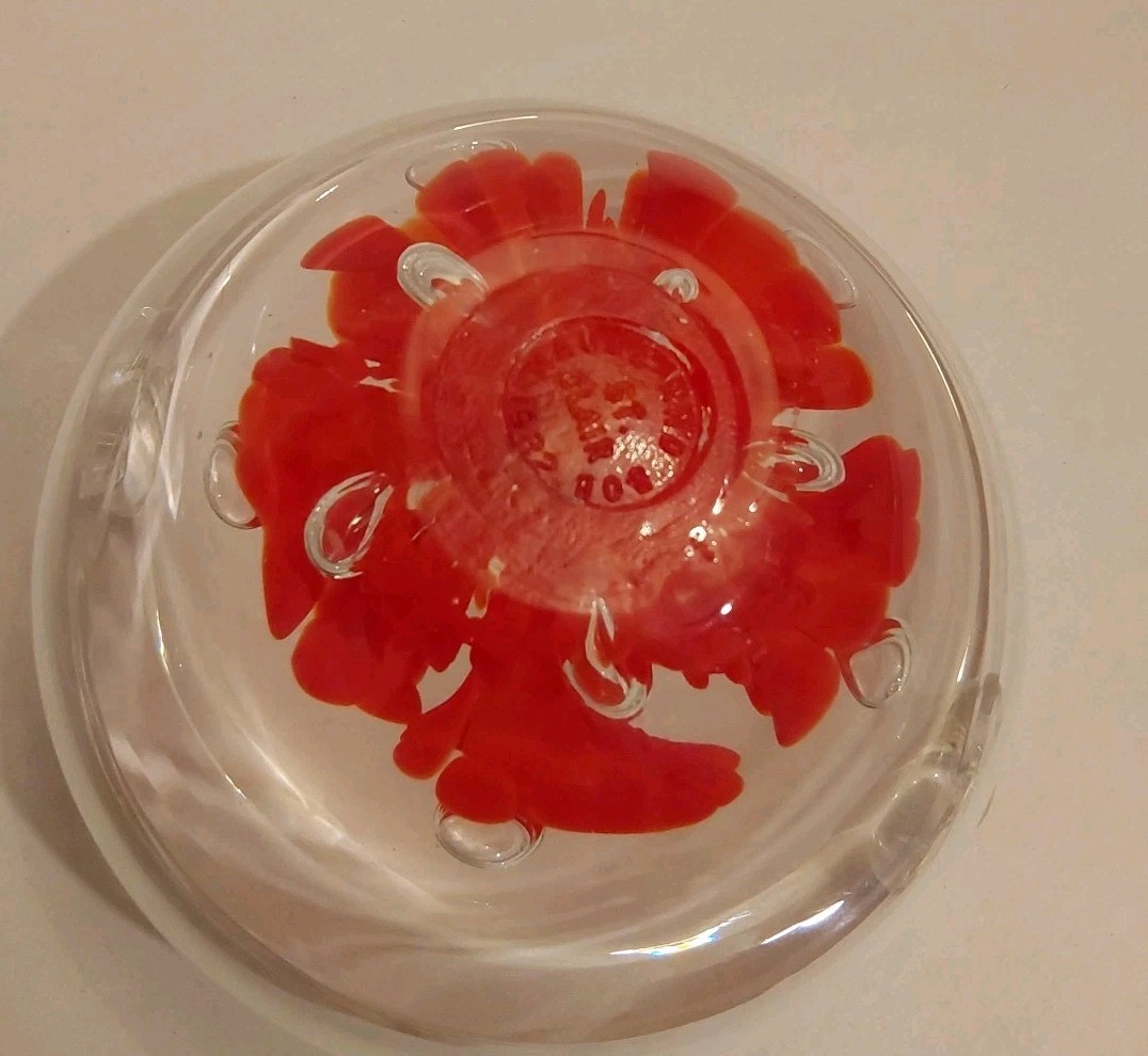Vtge St Clair Maude & Bob Controlled Bubble Flowers ArtGlass Paperweight Ashtray