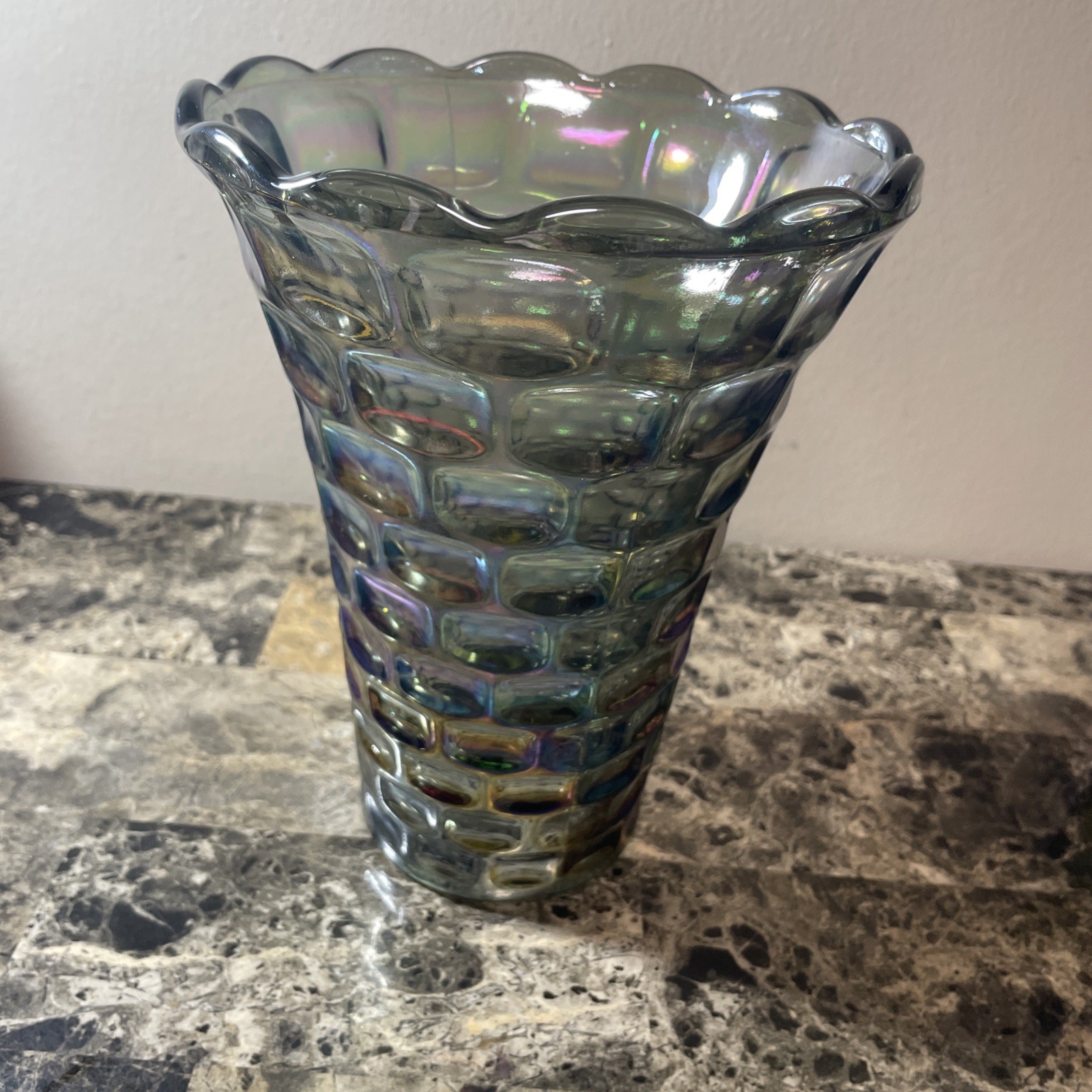 VTG 1960’s Carnival Smoke Federal Glass Colonial Yorktown Thumbprint 8″ Vase.