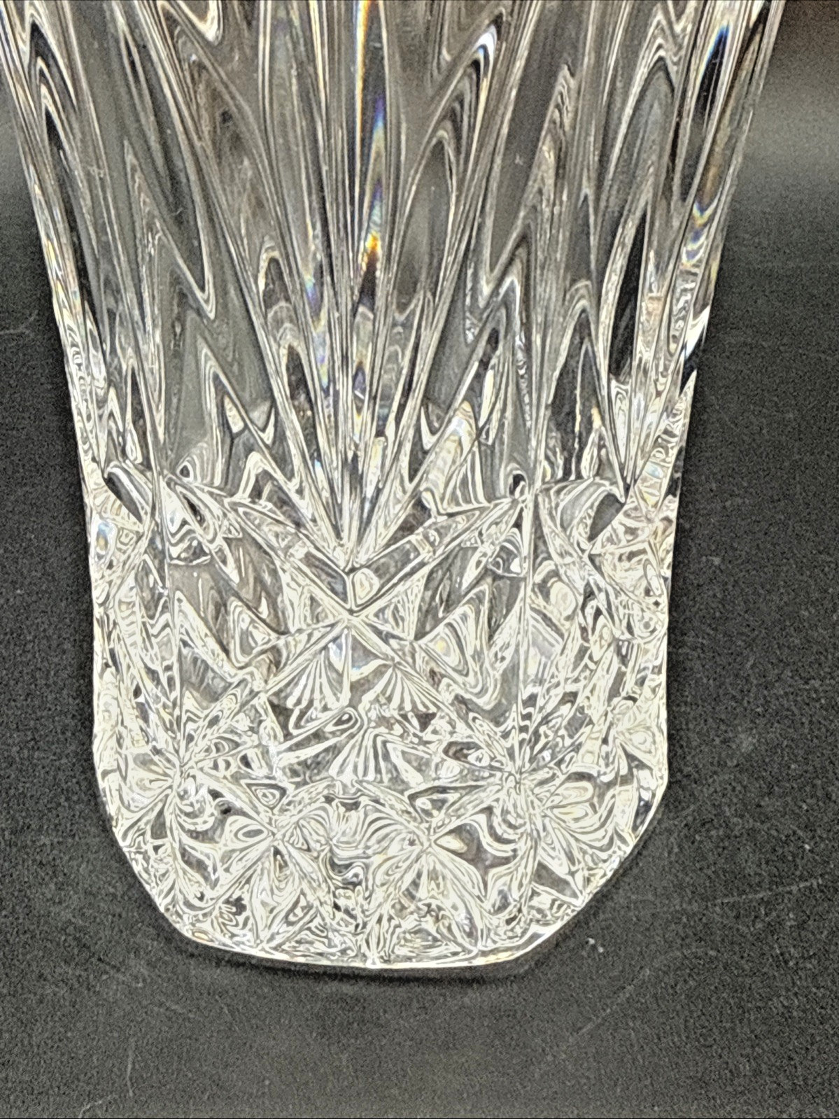 RCR Royal Crystal Rock Bud Vase 24% Lead Crystal Hand Cut Clear 5 1/8″ T Italy