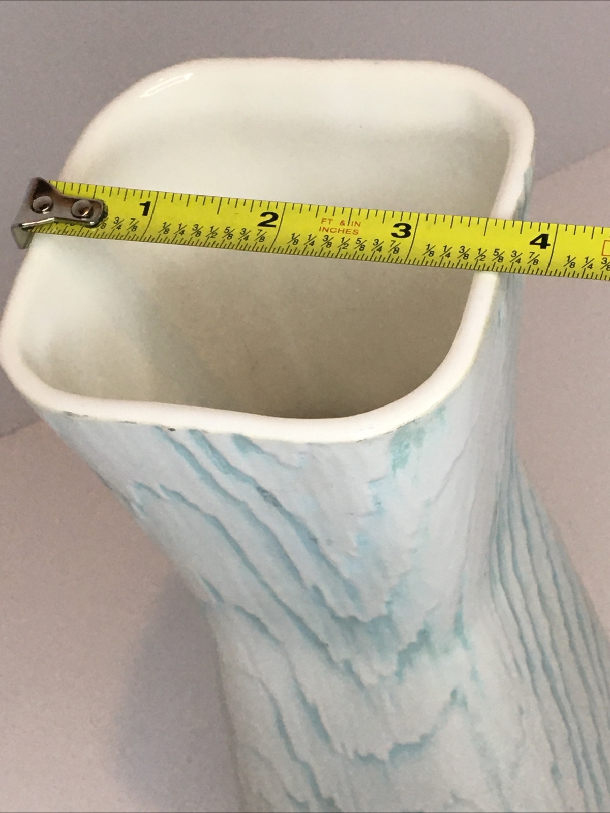 Shawnee Art Pottery Vase #1210 White Blue Fairywood 10 1/4″ Vintage USA