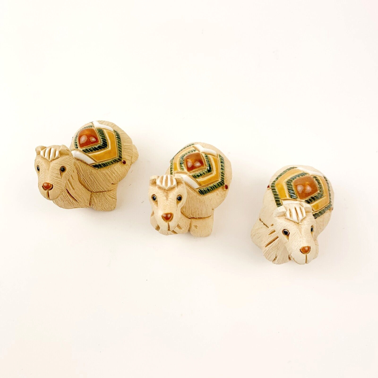 Set of 3 Artesania Rinconada Uruguay Small Seated Camels Pottery 64A Retired
