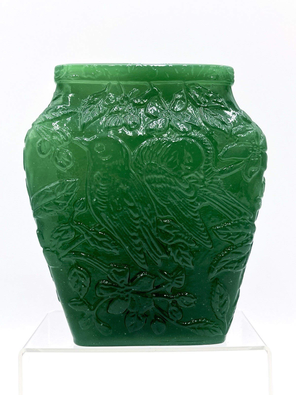 Lenox Imperial Glass Jade Chickadee Vase 6 3/8” Tall Opaque With Shiny Finish