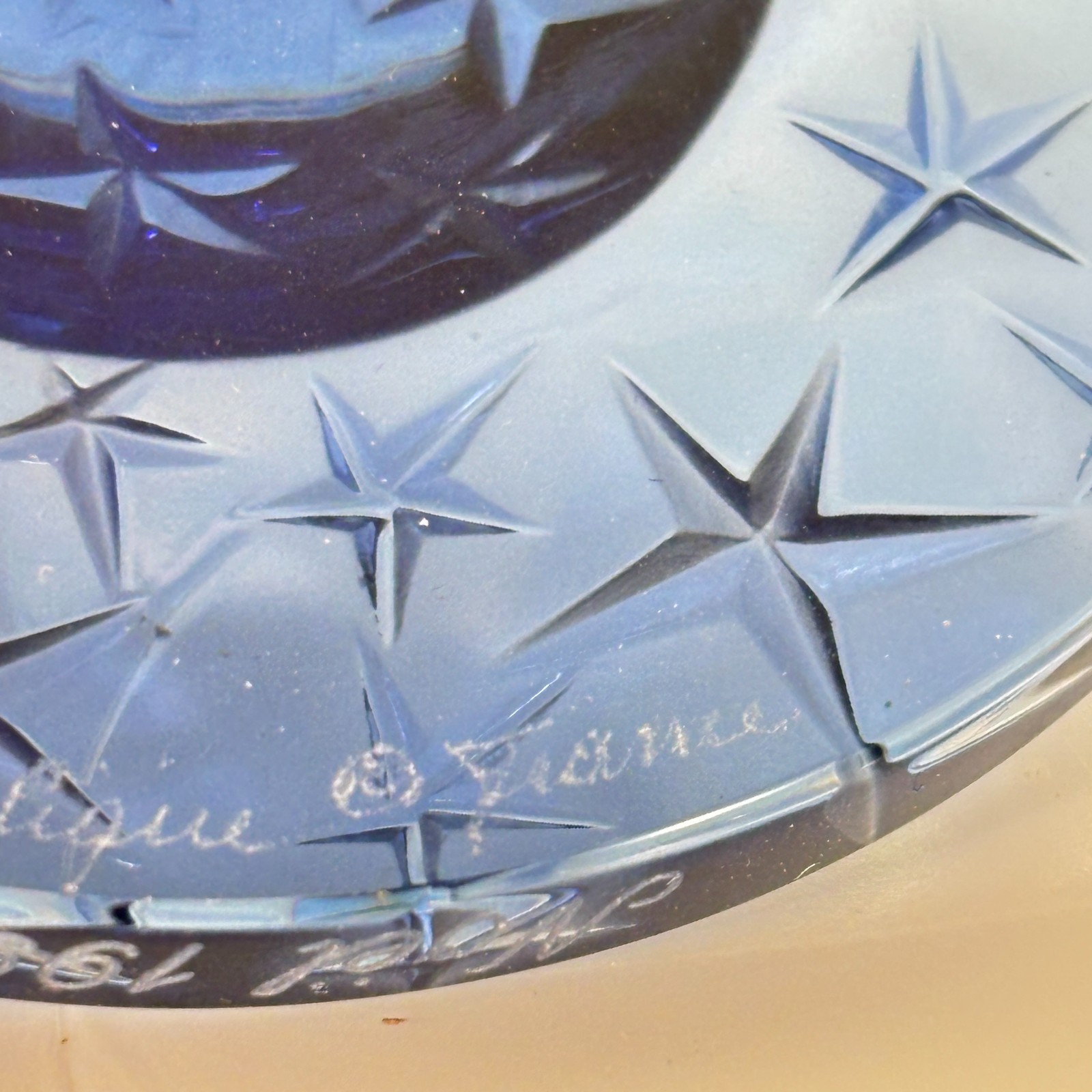 Lalique Noel 1993 Constellation Stars Moon Blue Christmas Ornament 2.75″dia