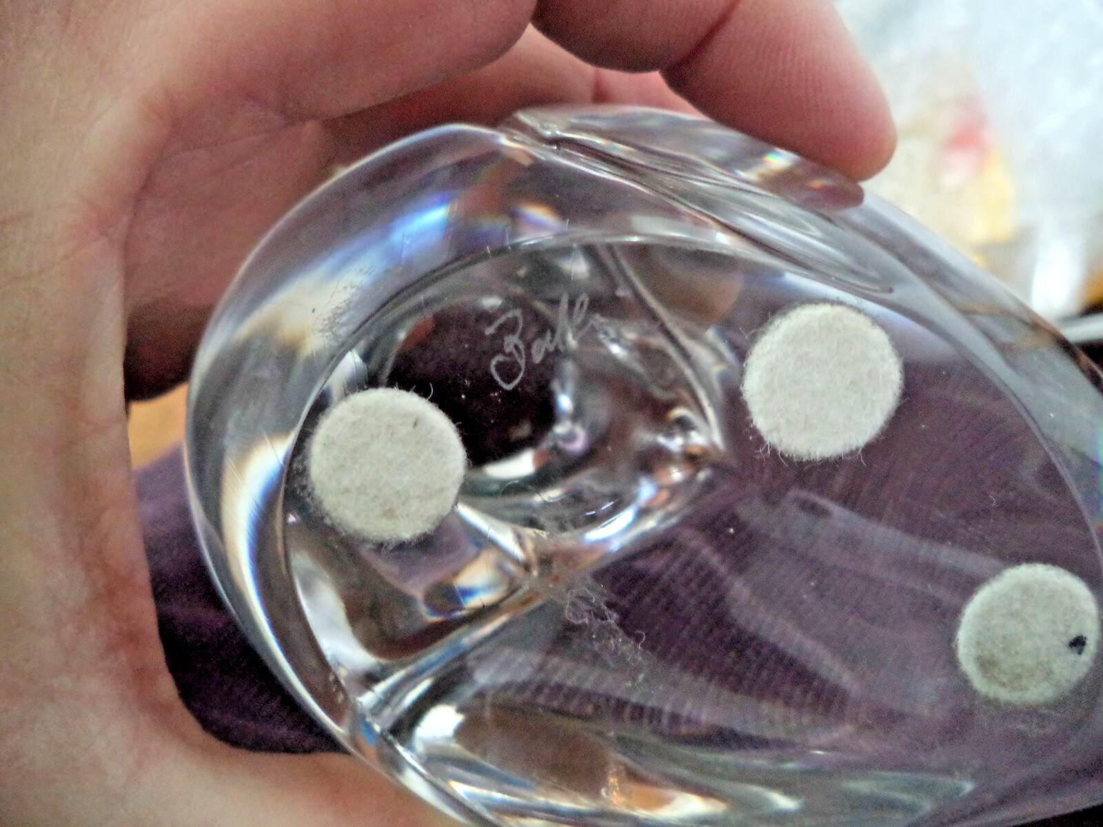 ART GLASS DOUBLE SIGNATURE HAND BLOWN BIRD 5″ HIGH X 7″ LONG 3 LP. 11 OZ