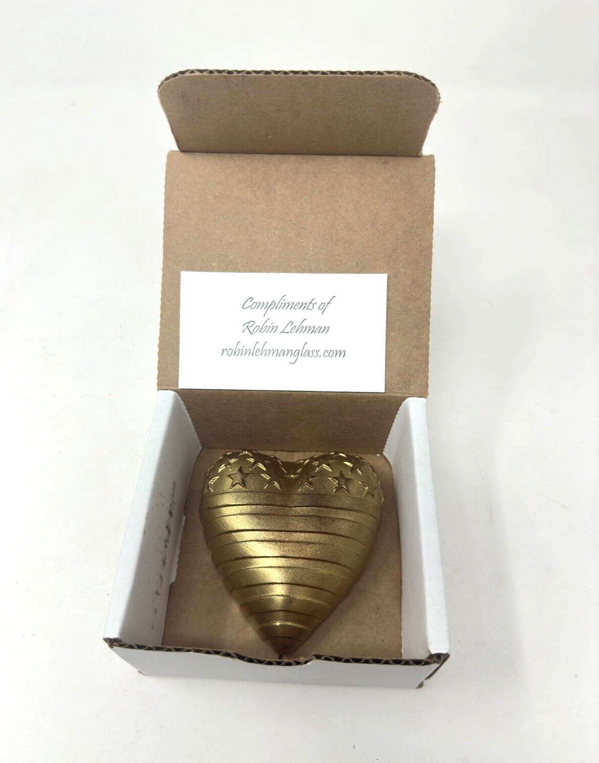 Robin Lehman Cast Art Glass Patriotic Gold Heart Paperweight 3″ Stars & Stripes