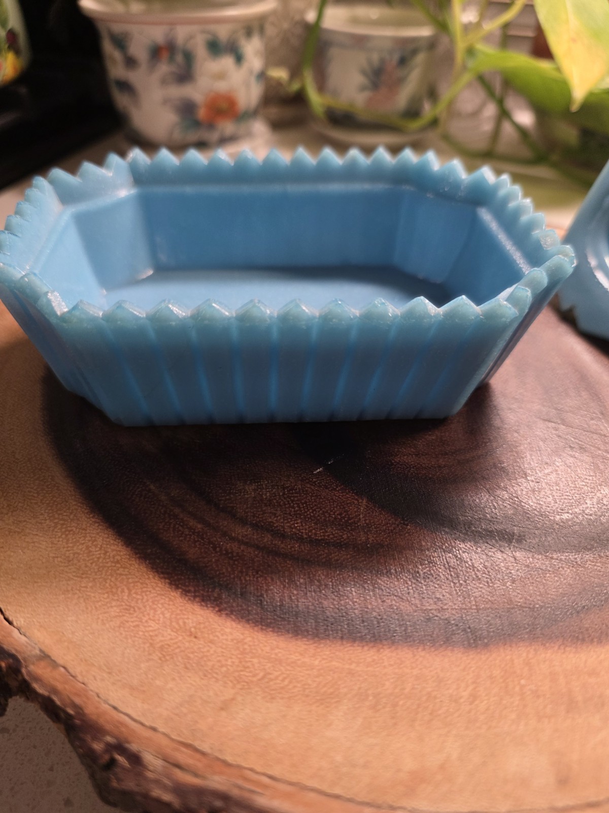 Antique Westmoreland LION Blue And White Milk Glass Lidded Picket Dish RARE Flaw