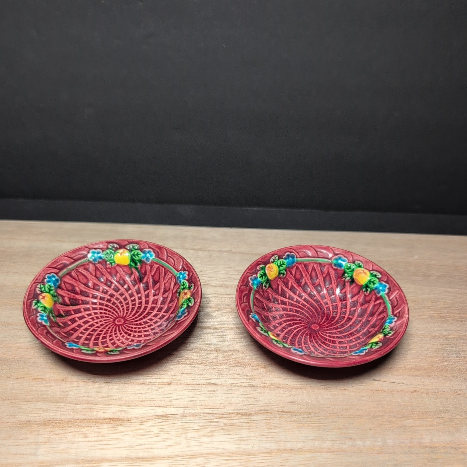 2 Vintage Marutomoware Maroon Basket Weave w/Floral Cermaic Nut /Trinket Dish 3″