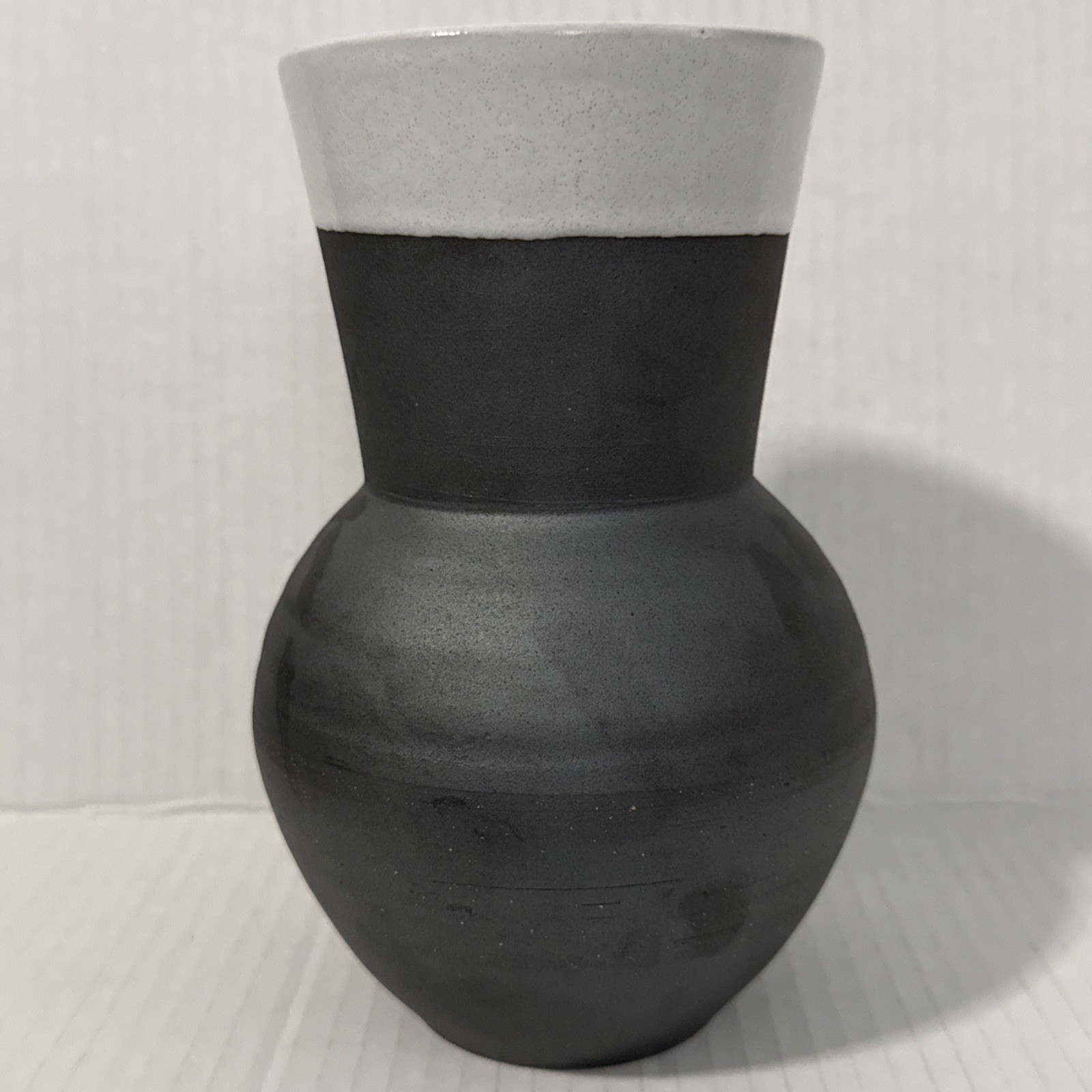 Jono Pandolfi Special Edition “The Weekend Vase” Studio Pottery 7 in
